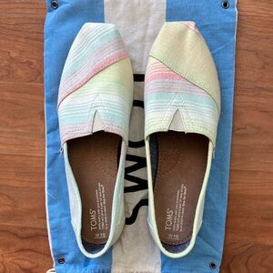 TOMS pastel striped alpargata shoes size 10